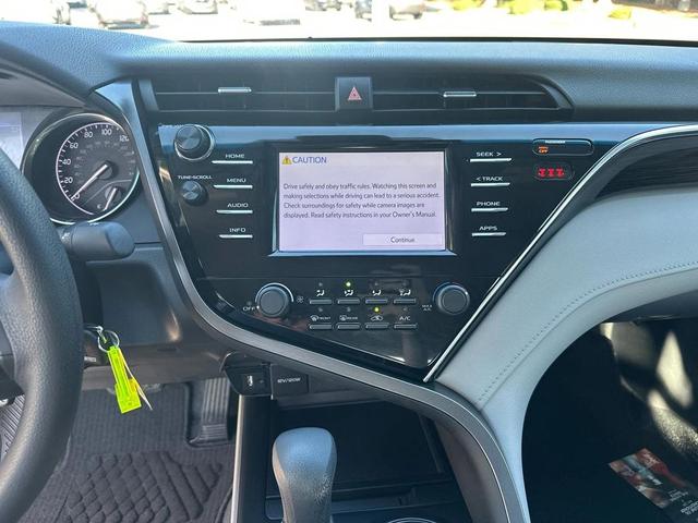 Photo of 2018 Predawn Gray Mica Toyota Camry