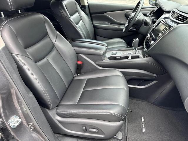 Photo of 2023 Gun Metallic Nissan Murano