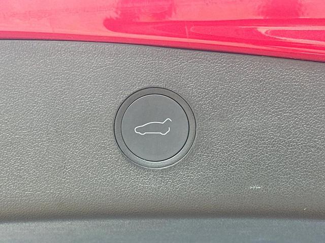 Photo of 2022 Red Multi-Coat Tesla Model 3