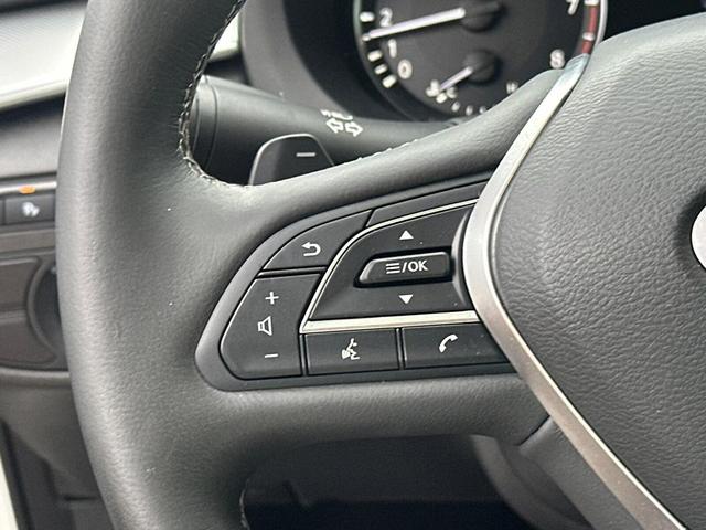 Photo of 2022 Majestic White INFINITI QX50