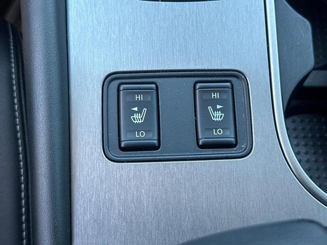 Photo of 2023 Super Black Nissan Murano