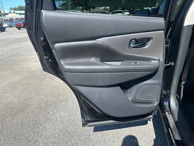 Photo of 2023 Super Black Nissan Murano