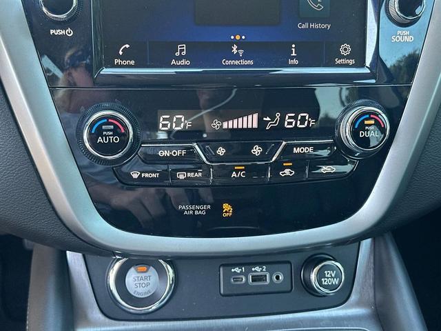 Photo of 2023 Super Black Nissan Murano