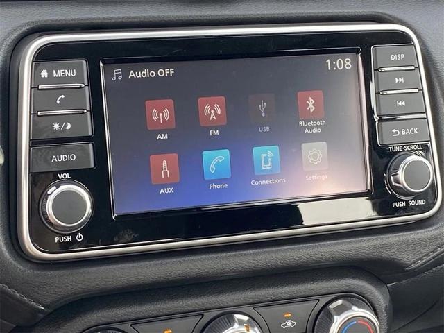 Photo of 2025 KH3 Super Blac Nissan Versa