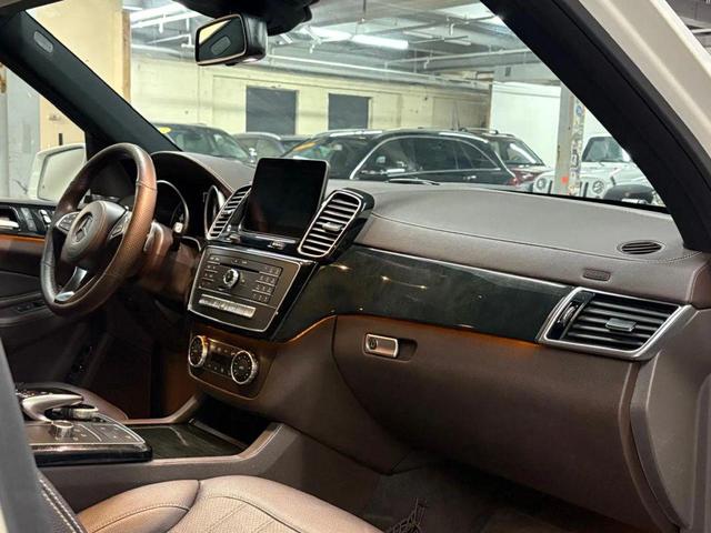 Photo of 2017 White Mercedes-Benz GLS 450