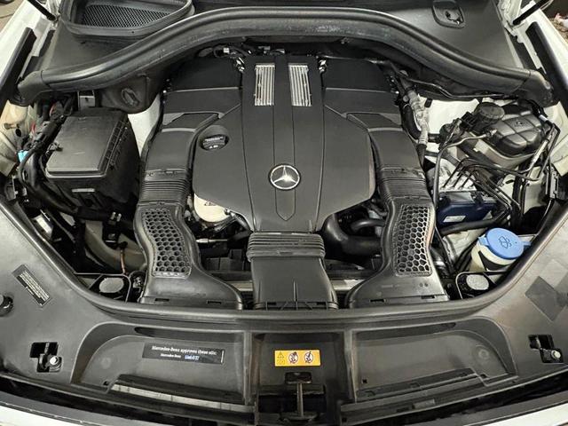 Photo of 2017 White Mercedes-Benz GLS 450