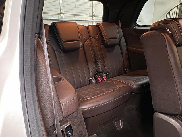 Photo of 2017 White Mercedes-Benz GLS 450