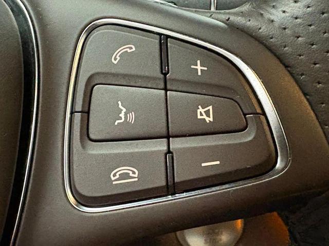 Photo of 2017 White Mercedes-Benz GLS 450