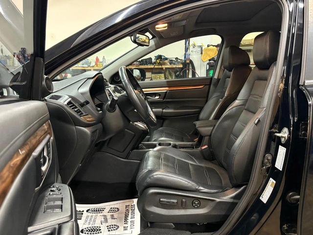 Photo of 2017 Black Honda CR-V