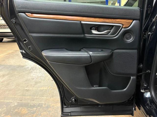 Photo of 2017 Black Honda CR-V