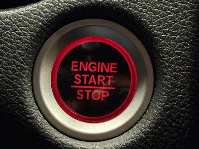 Photo of 2017 Black Honda CR-V