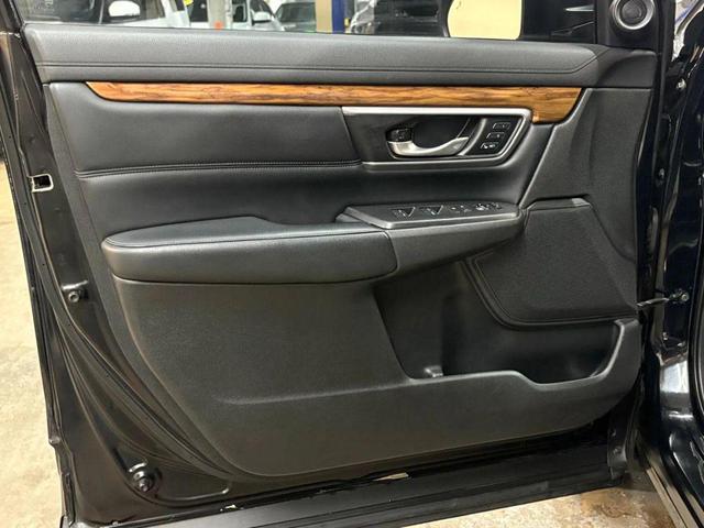 Photo of 2017 Black Honda CR-V