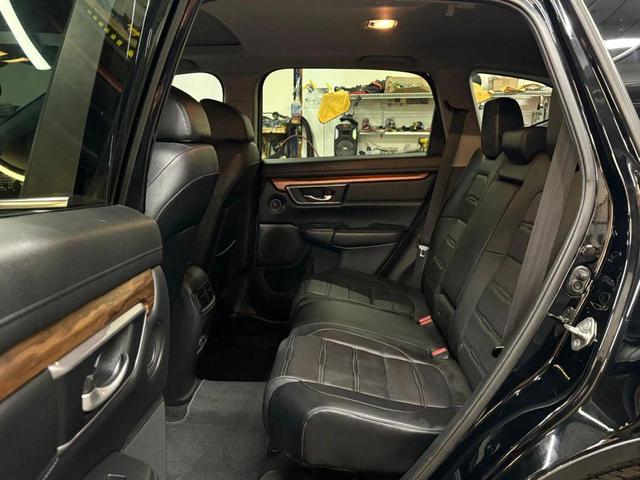 Photo of 2017 Black Honda CR-V
