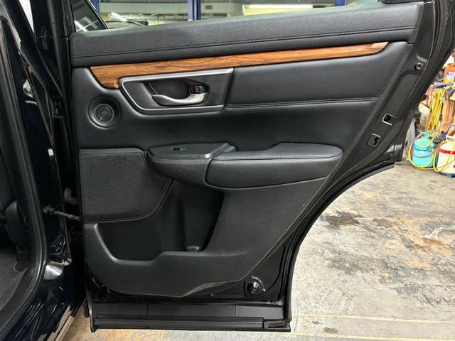 Photo of 2017 Black Honda CR-V