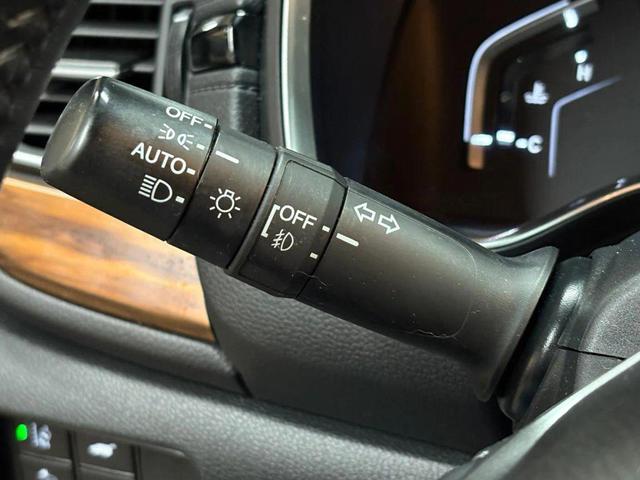Photo of 2017 Black Honda CR-V