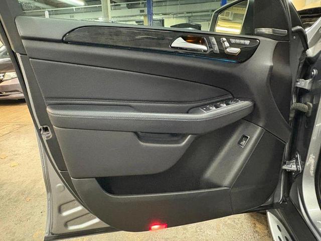 Photo of 2017 Silver Mercedes-Benz GLS 450