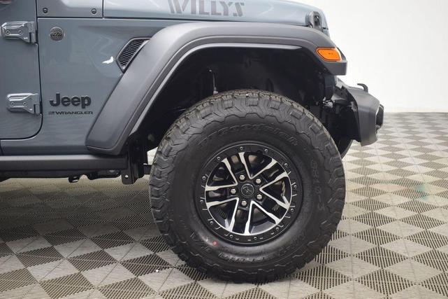 Photo of 2025 Anvil Clearcoat Jeep Wrangler