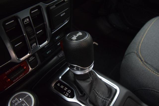 Photo of 2025 Anvil Clearcoat Jeep Wrangler