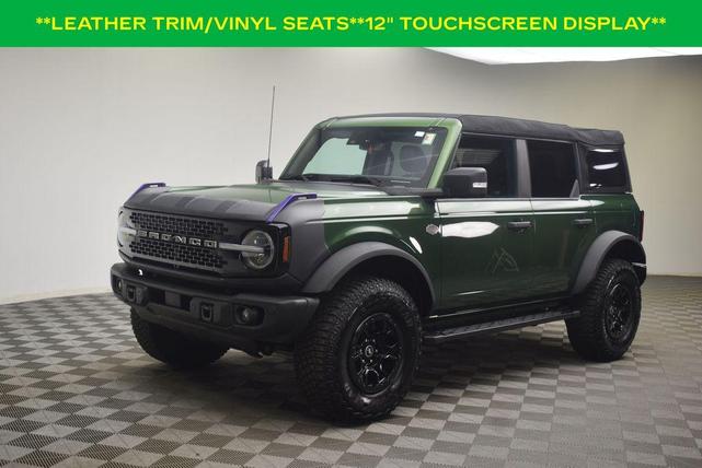 Photo of 2023 Eruption Green Metallic Ford Bronco