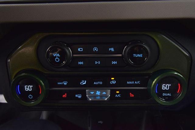 Photo of 2023 Eruption Green Metallic Ford Bronco