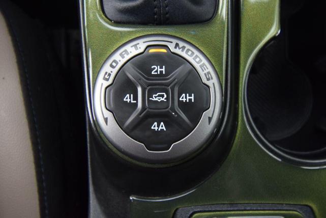 Photo of 2023 Eruption Green Metallic Ford Bronco