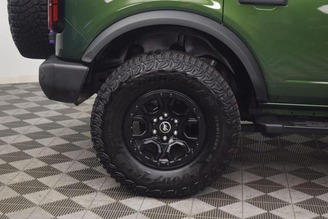 Photo of 2023 Eruption Green Metallic Ford Bronco
