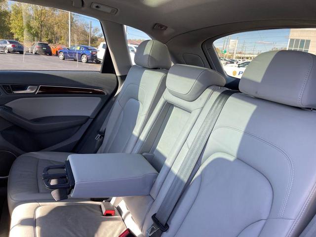 Photo of 2017 Utopia Blue Metallic Audi Q5