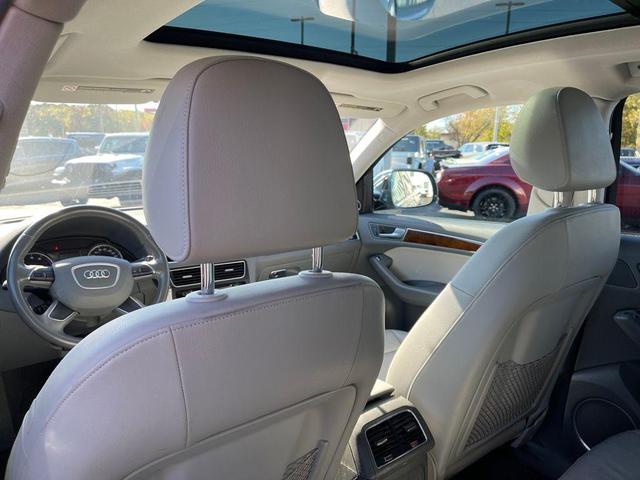 Photo of 2017 Utopia Blue Metallic Audi Q5