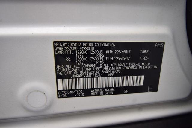 Photo of 2022 White Toyota RAV4 Hybrid