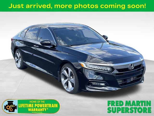 Photo of 2020 Crystal Black Pearl Honda Accord