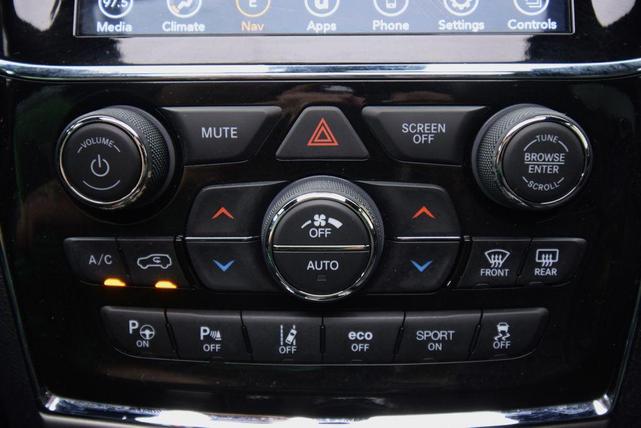 Photo of 2021 Velvet Red Pearlcoat Jeep Grand Cherokee