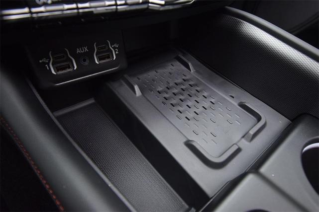 Photo of 2026 White Knuckle Clearcoat Dodge Durango