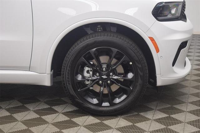 Photo of 2026 White Knuckle Clearcoat Dodge Durango