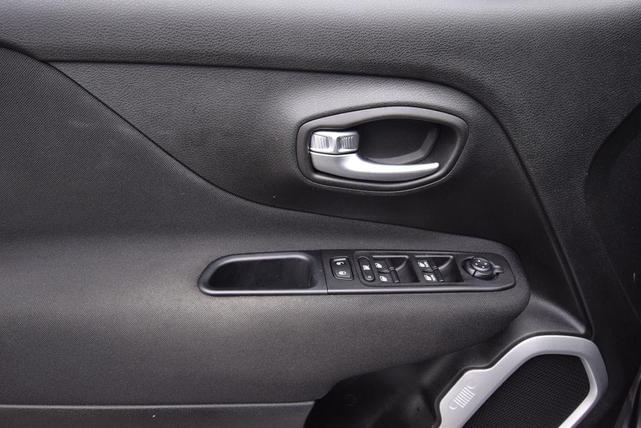 Photo of 2021 Granite Crystal Clearcoat Metallic Jeep Renegade