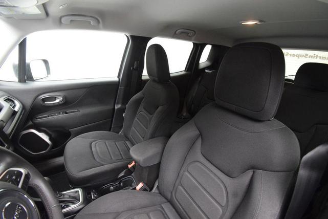 Photo of 2021 Granite Crystal Clearcoat Metallic Jeep Renegade