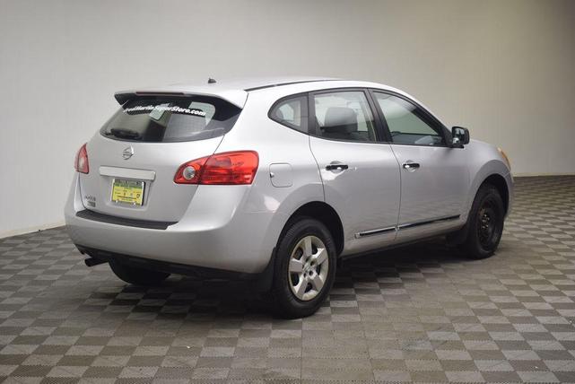 Photo of 2011 Brilliant Silver Nissan Rogue
