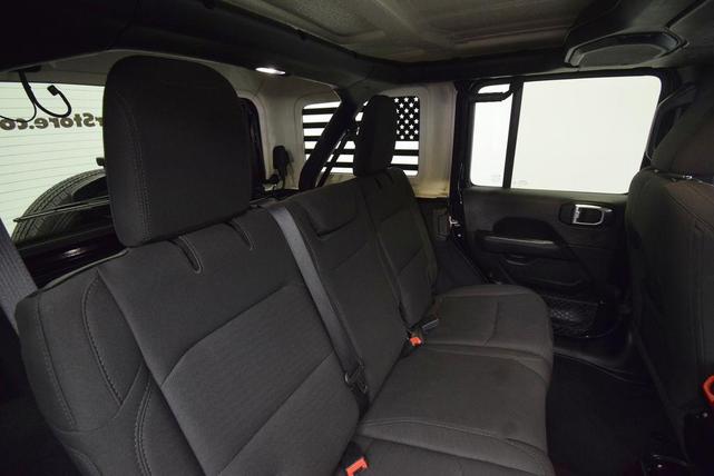Photo of 2020 Black Clearcoat Jeep Wrangler Unlimited