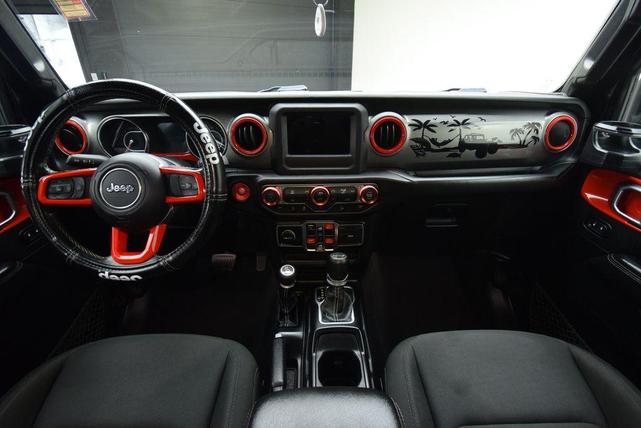 Photo of 2020 Black Clearcoat Jeep Wrangler Unlimited