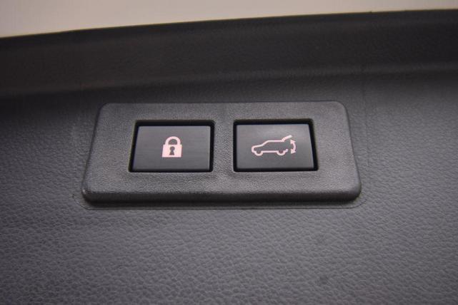 Photo of 2025 Crystal White Pearl Subaru Outback