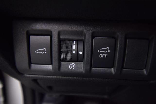 Photo of 2025 Crystal White Pearl Subaru Outback