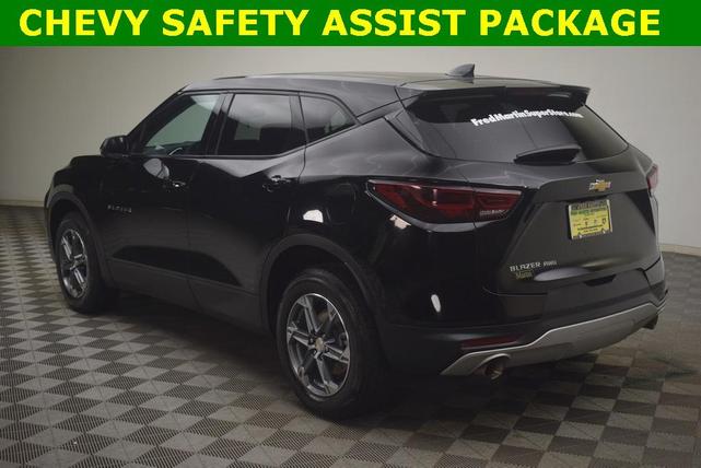 Photo of 2023 Black Chevrolet Blazer