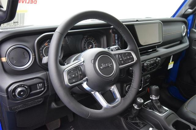 Photo of 2025 Hydro Blue Pearl Jeep Wrangler