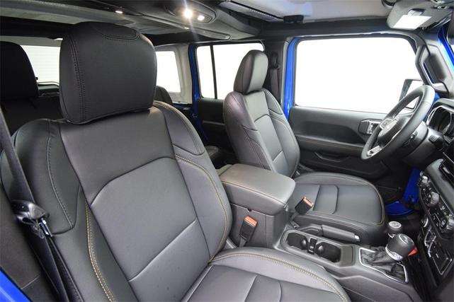 Photo of 2025 Hydro Blue Pearl Jeep Wrangler