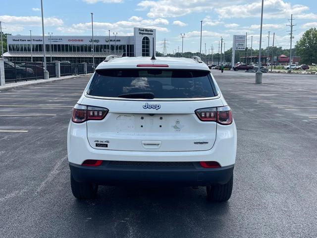 Photo of 2020 White Clearcoat Jeep Compass