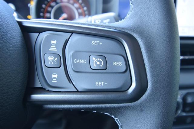 Photo of 2025 JOOSE Jeep Gladiator