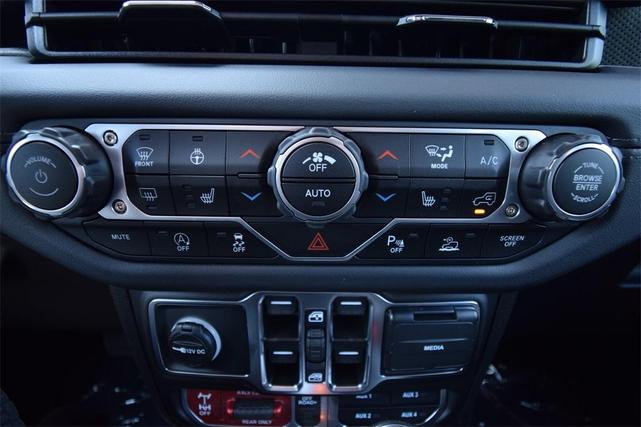 Photo of 2025 JOOSE Jeep Gladiator