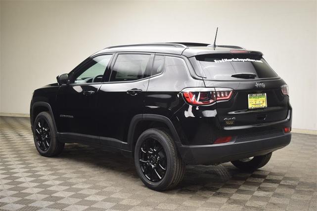 Photo of 2025 Diamond Black Jeep Compass