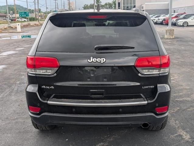 Photo of 2019 Diamond Black Jeep Grand Cherokee