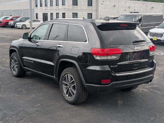 Photo of 2019 Diamond Black Jeep Grand Cherokee