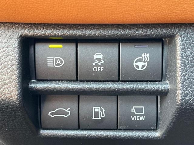 Photo of 2021 Wind Chill Pearl Toyota Avalon Hybrid